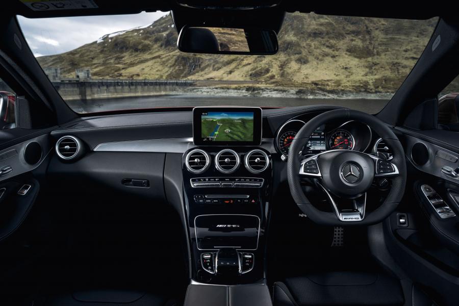  Mercedes-AMG C63 Estate 2015 года  (UK) (фото 15 из 30)